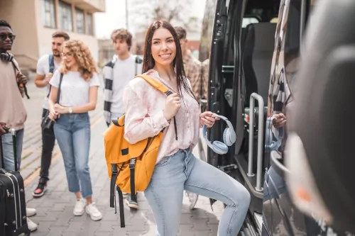 Transfert en autocar et minibus et Location autocar prix pour transfert à Paris