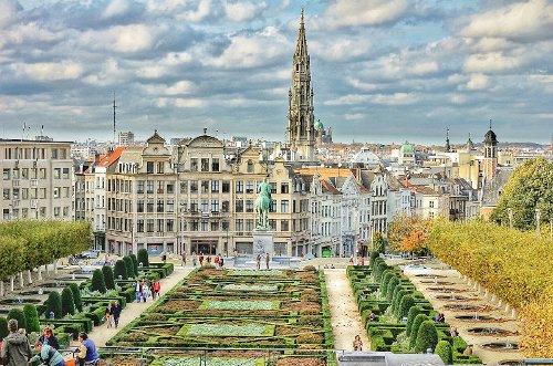 Minibus and Bus hire for tourism trip in Belgium