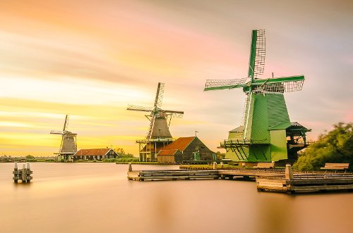 Minibus and Bus hire for tours in Netherlands